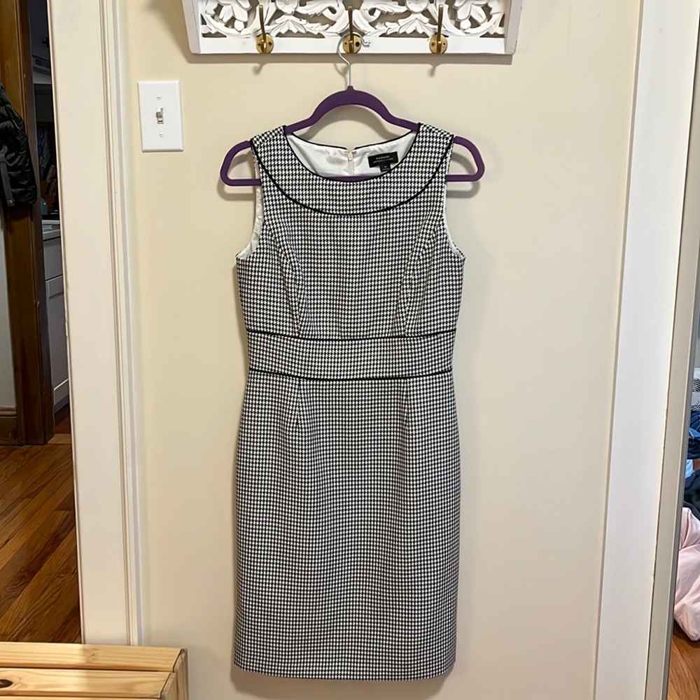 Tahari houndstooth dress!
